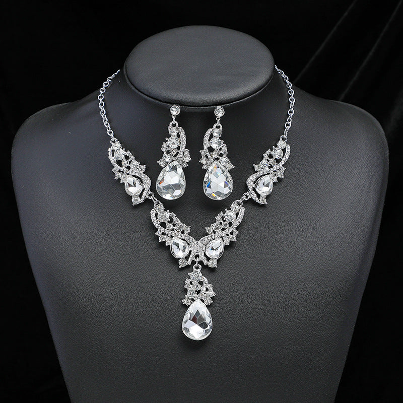 Vintage Drop Necklace Earrings Set - Confidence & Love