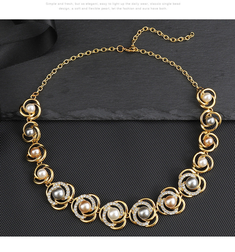 Versatile Golden Necklace Earrings Set - Confidence